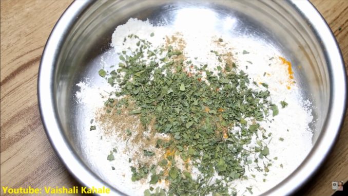 How to make Methi Khakhra