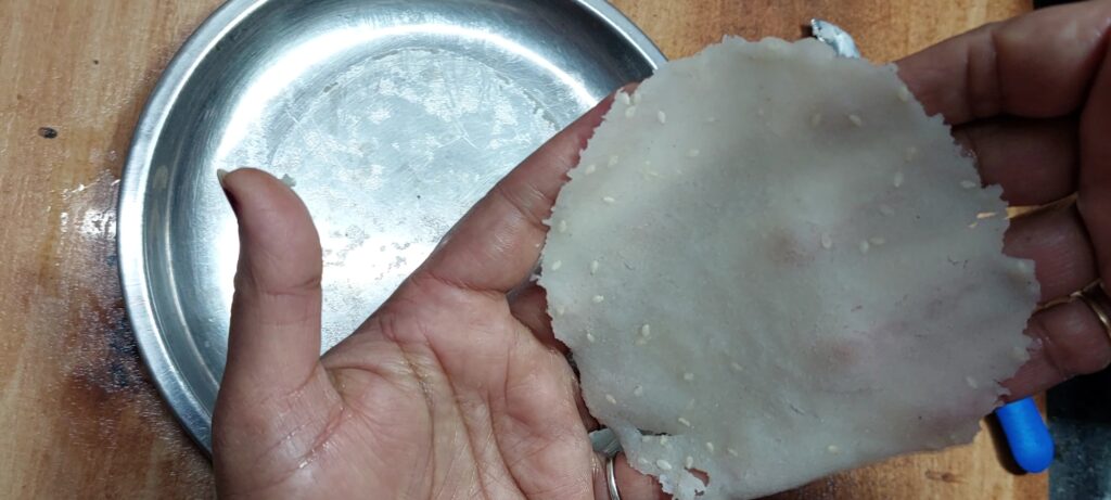 HOW TO MAKE SUJI PAPAD AT HOME